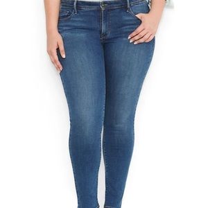 Levi’s skinny jeans size 24W